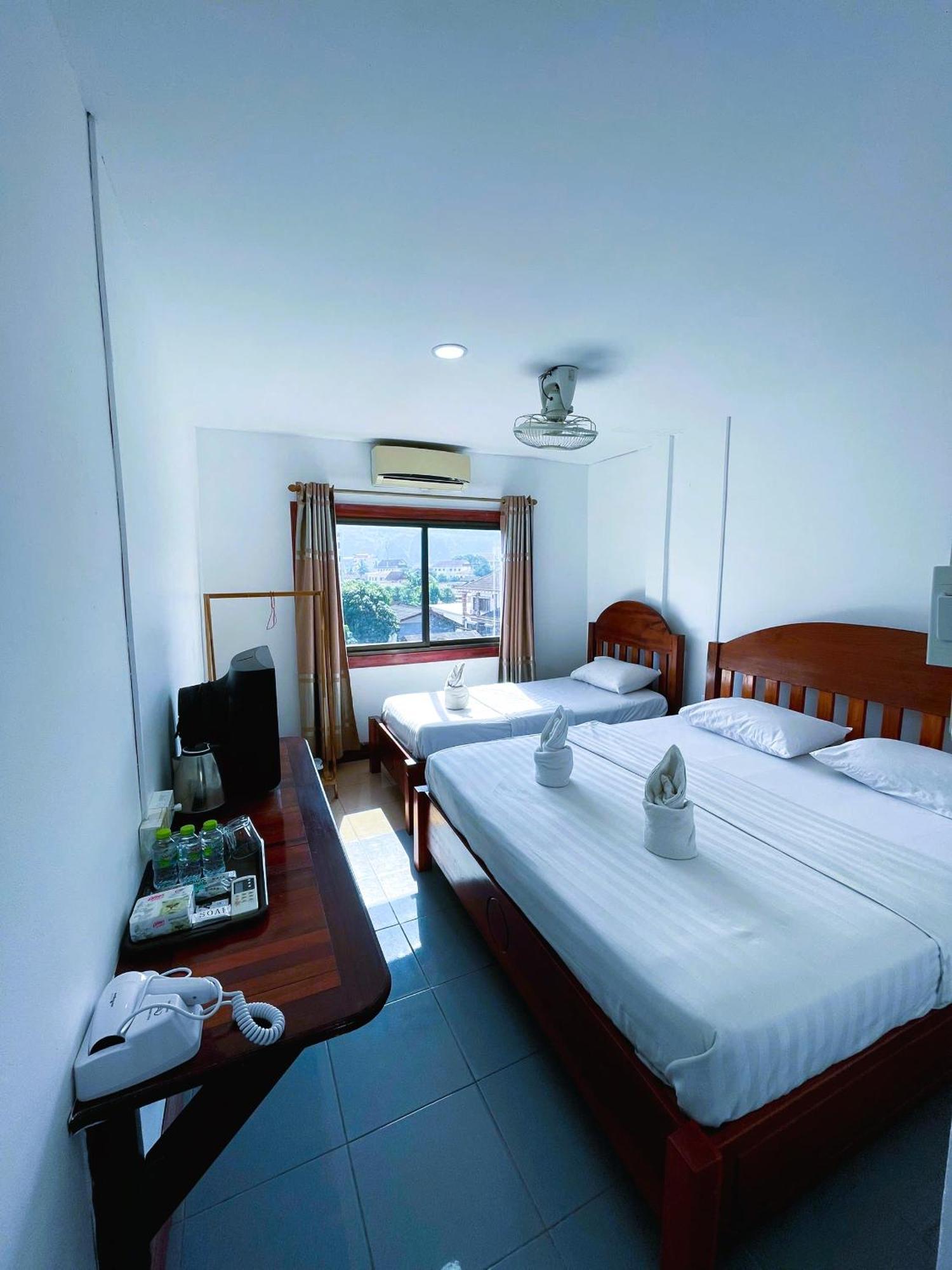 Walking Street Hotel Vang Vieng Exterior foto