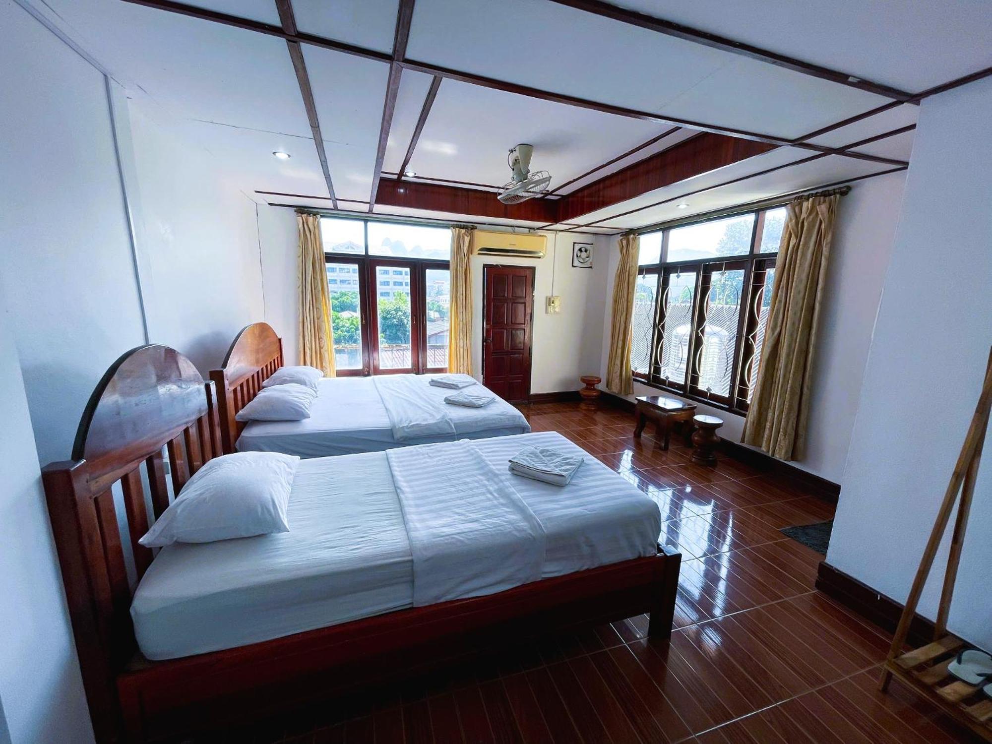 Walking Street Hotel Vang Vieng Exterior foto